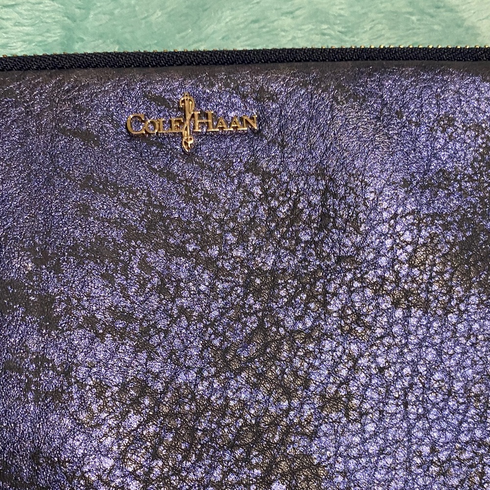 Purple Textured Tablet Sleeve - Picture 2 of 8